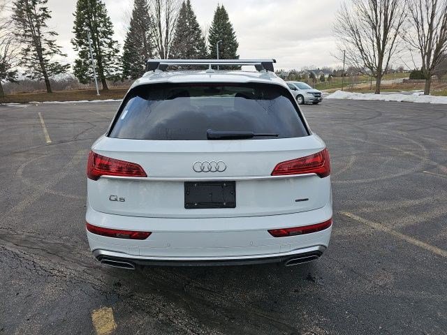 Used 2023 Audi Q5 2.0T Premium w/ Convenience Package image 5