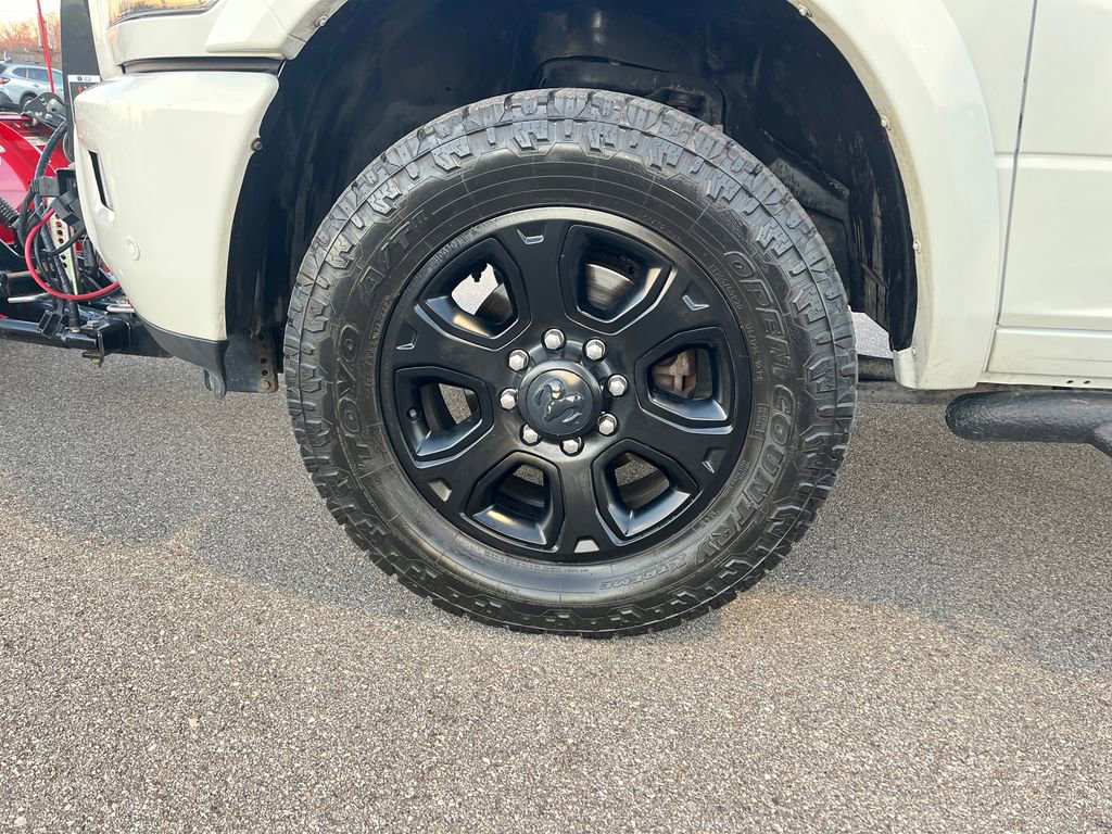 Used 2017 RAM 2500 Laramie w/ Sport Appearance Group image 29