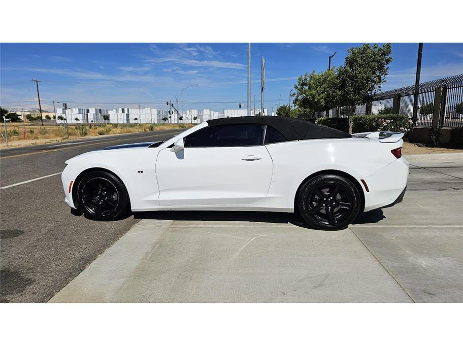 Used 2016 Chevrolet Camaro LT image 4