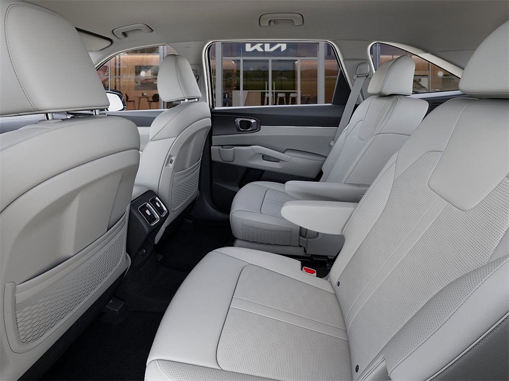 New 2025 Kia Sorento EX image 18