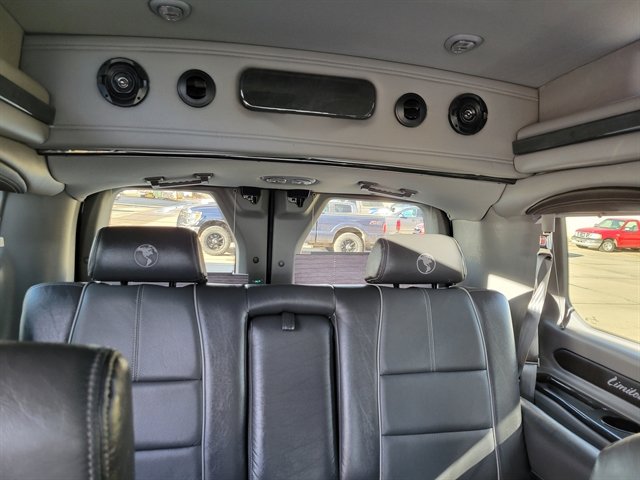 Used 2018 Ford Transit 150 130 Low Roof w/ Exterior Upgrade Package RWD image 13