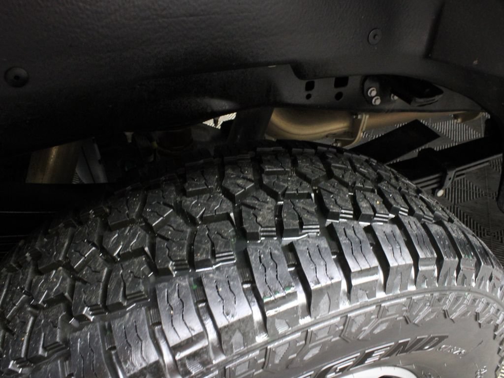 Used 2026 Ford F350 Lariat w/ Tremor Off-Road Package AWD/4WD image 46