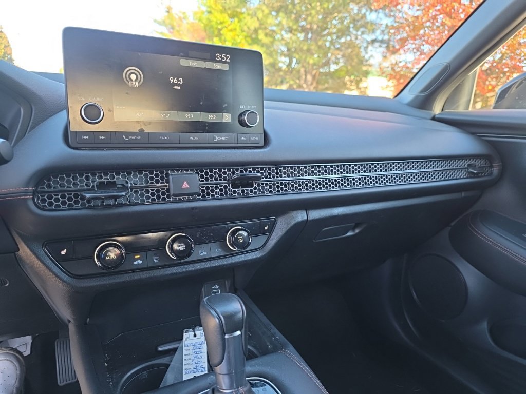Certified 2024 Honda HR-V Sport image 22