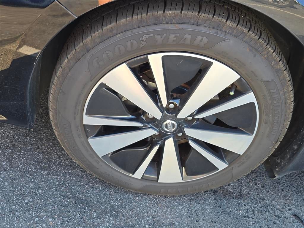 Used 2019 Nissan Altima 2.5 SV FWD image 4