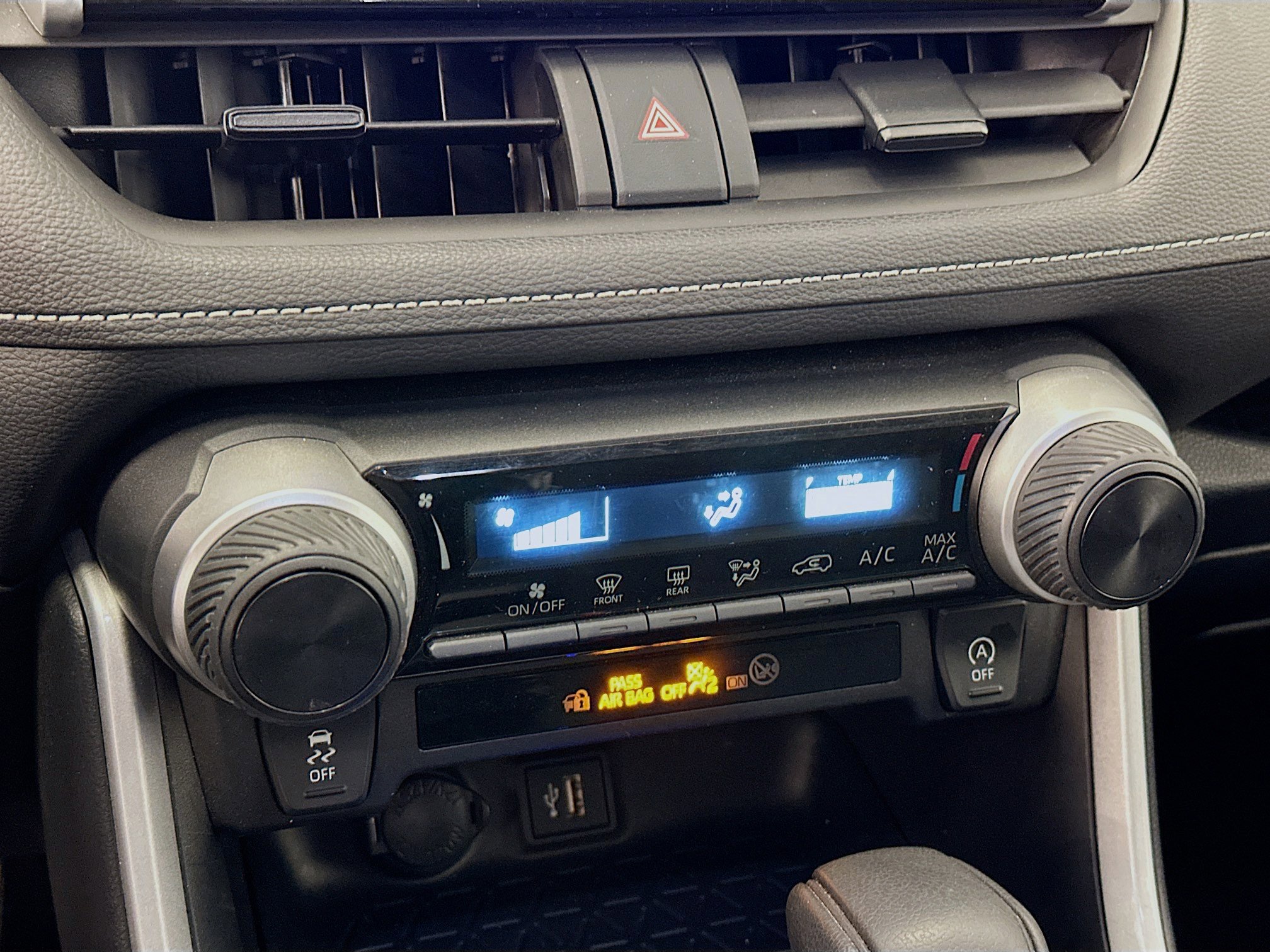 Used 2024 Toyota RAV4 LE image 24