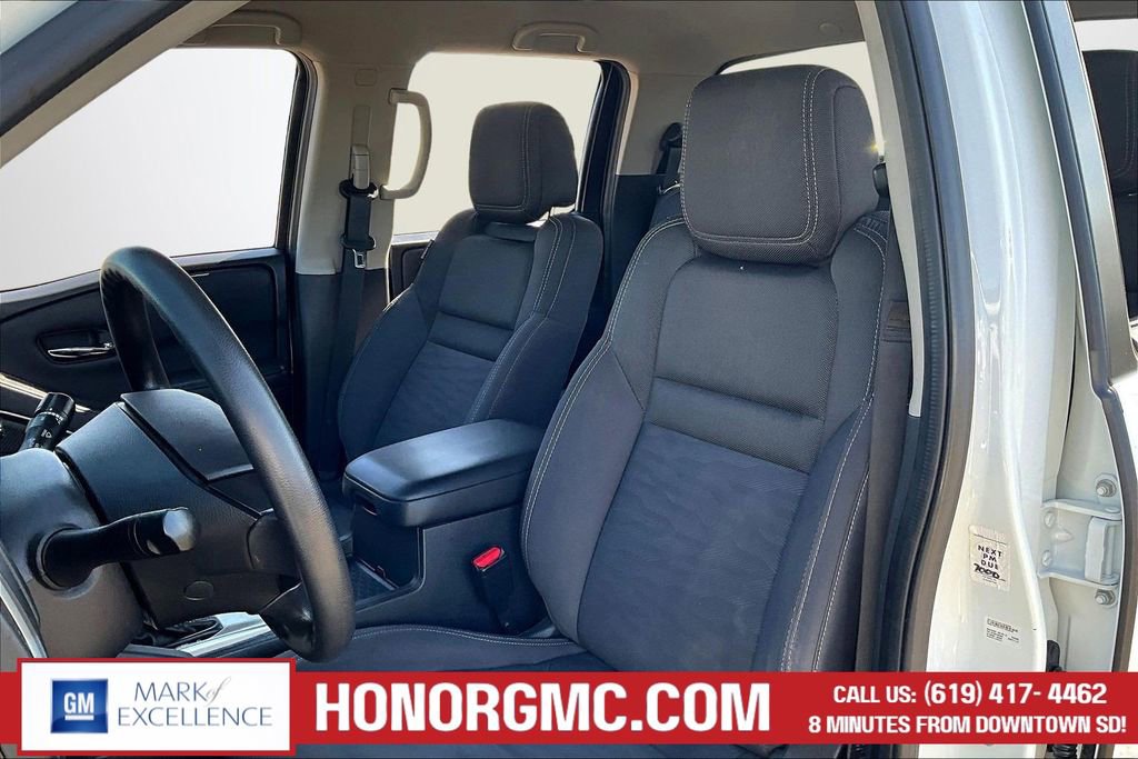 Used 2022 Nissan Frontier SV RWD image 21