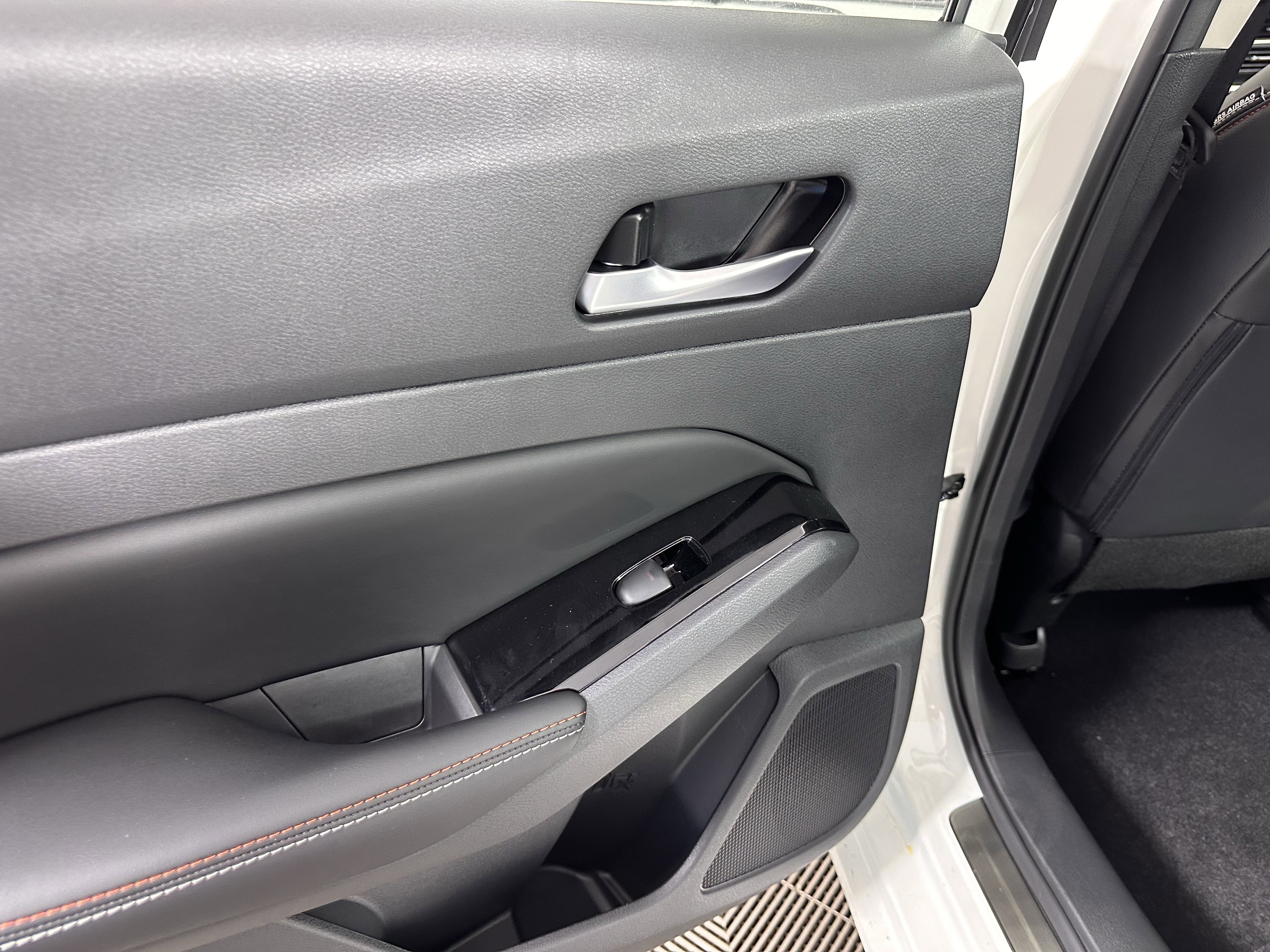 New 2025 Nissan Altima 2.5 SR w/ SR Premium Package image 18