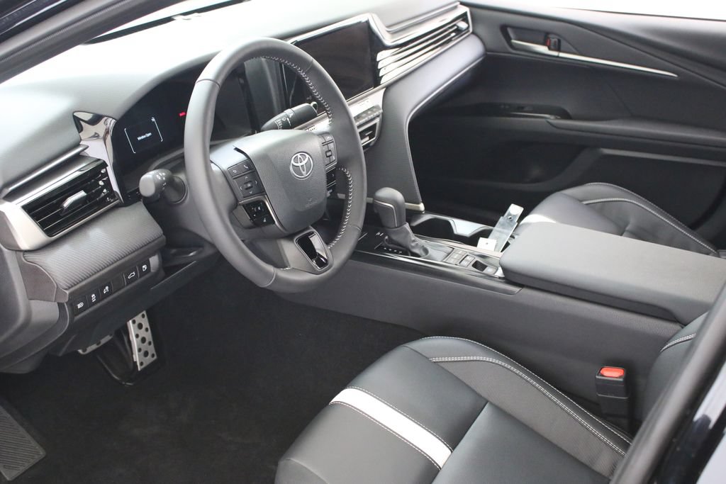 Used 2026 Toyota Camry SE w/ Convenience Package AWD/4WD image 21