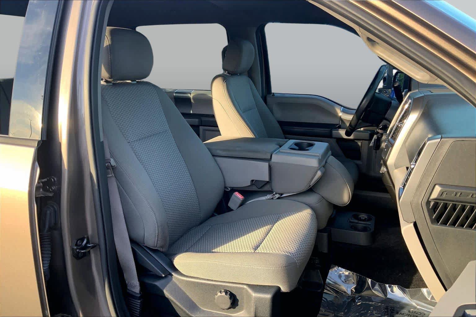 Used 2018 Ford F150 XLT w/ Equipment Group 301A Mid AWD/4WD image 9