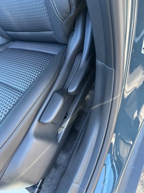 New 2026 Chevrolet Trax LT w/ Sunroof Package image 13