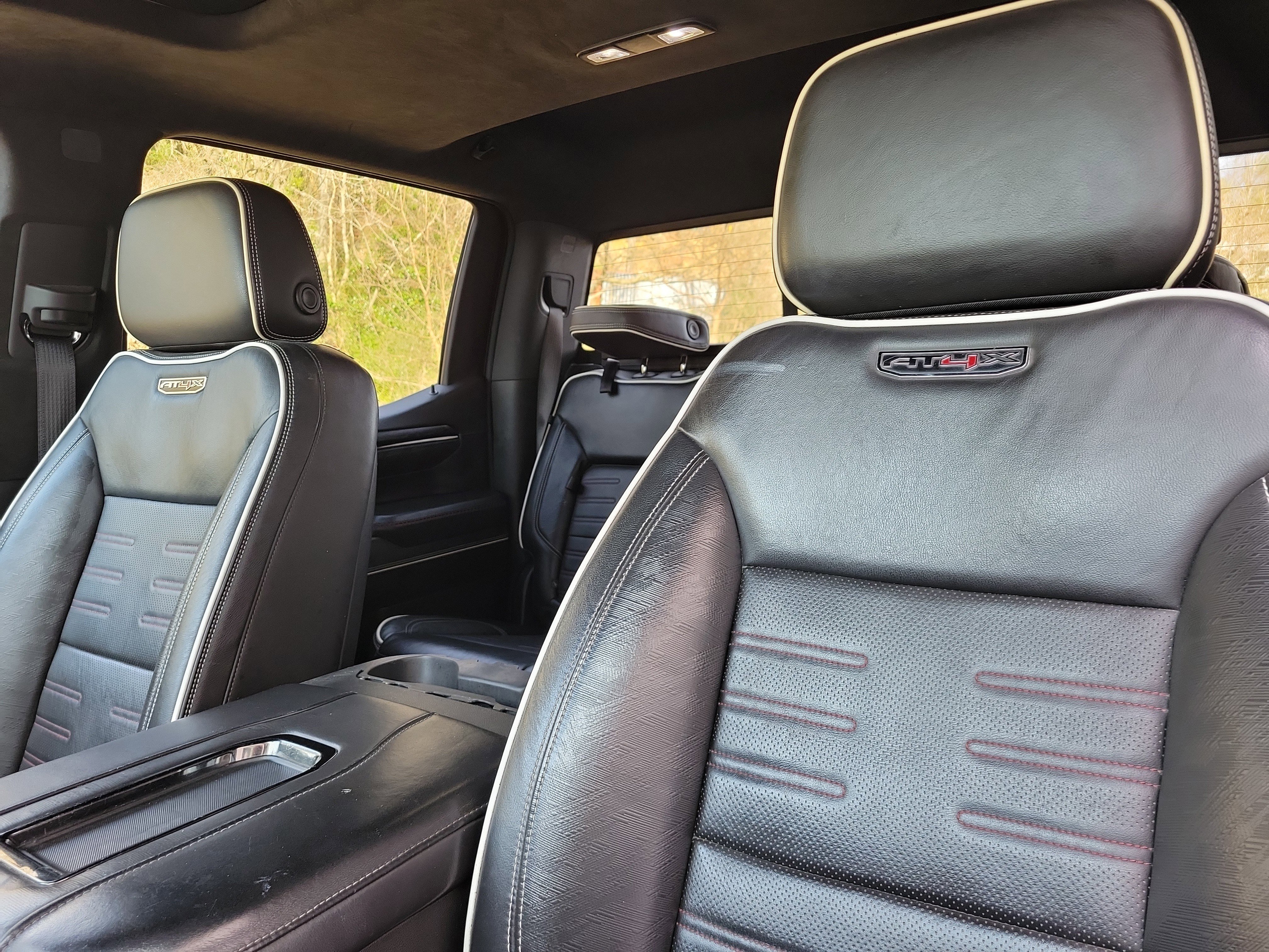 Used 2022 GMC Sierra 1500 AT4X image 15