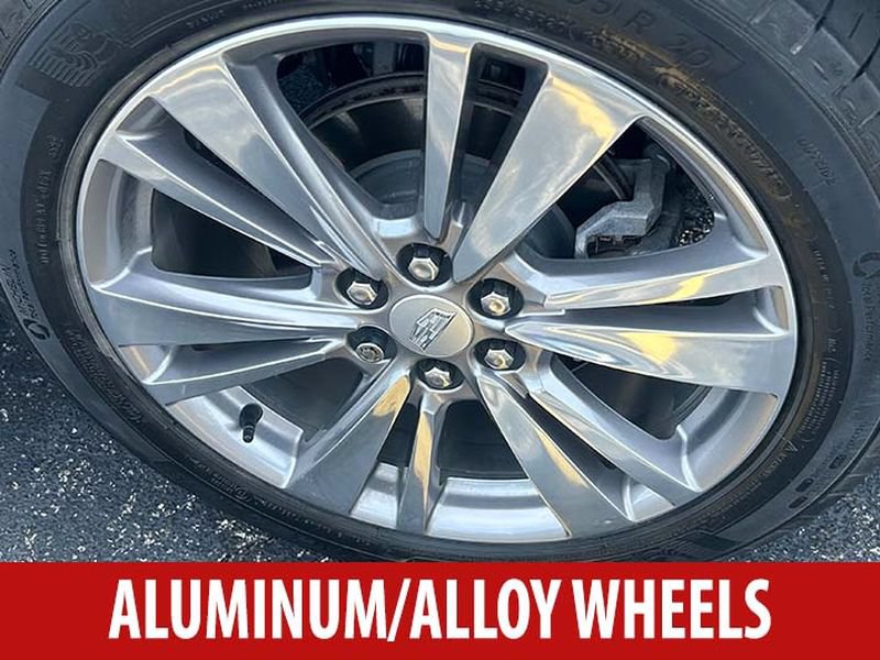 Used 2023 Cadillac XT6 Premium Luxury w/ Platinum Package AWD/4WD image 7