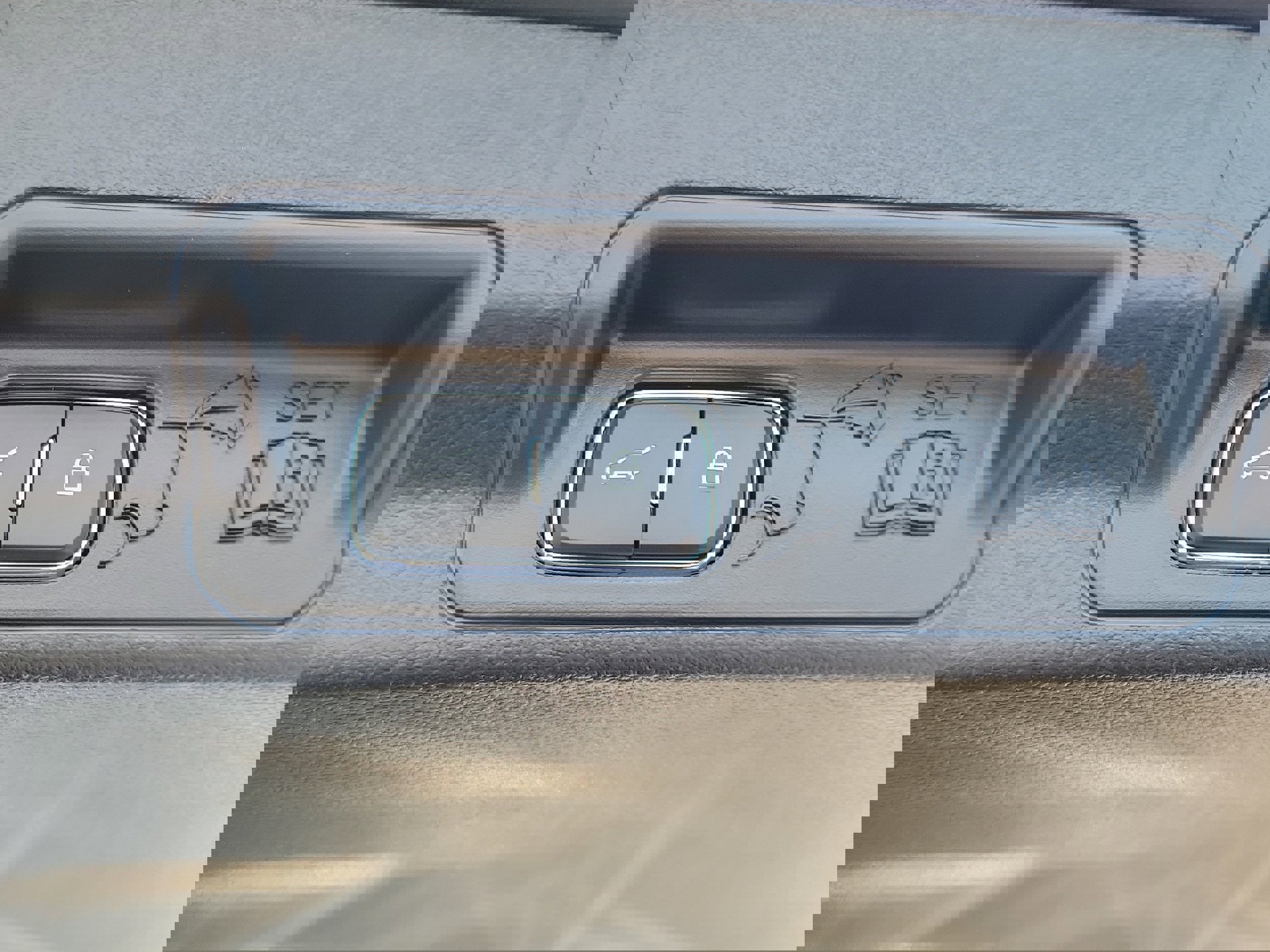 New 2026 Ford Explorer Active image 10