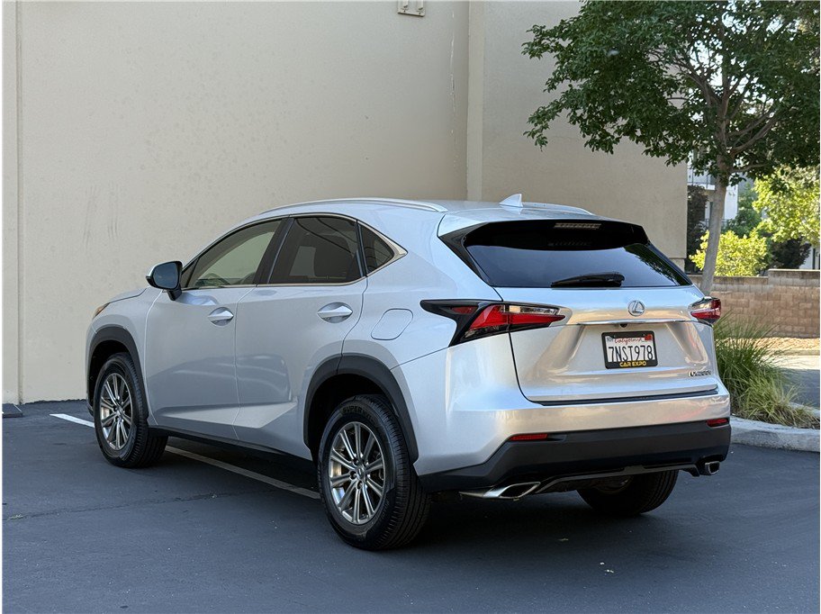 Used 2016 Lexus NX 200t FWD image 4