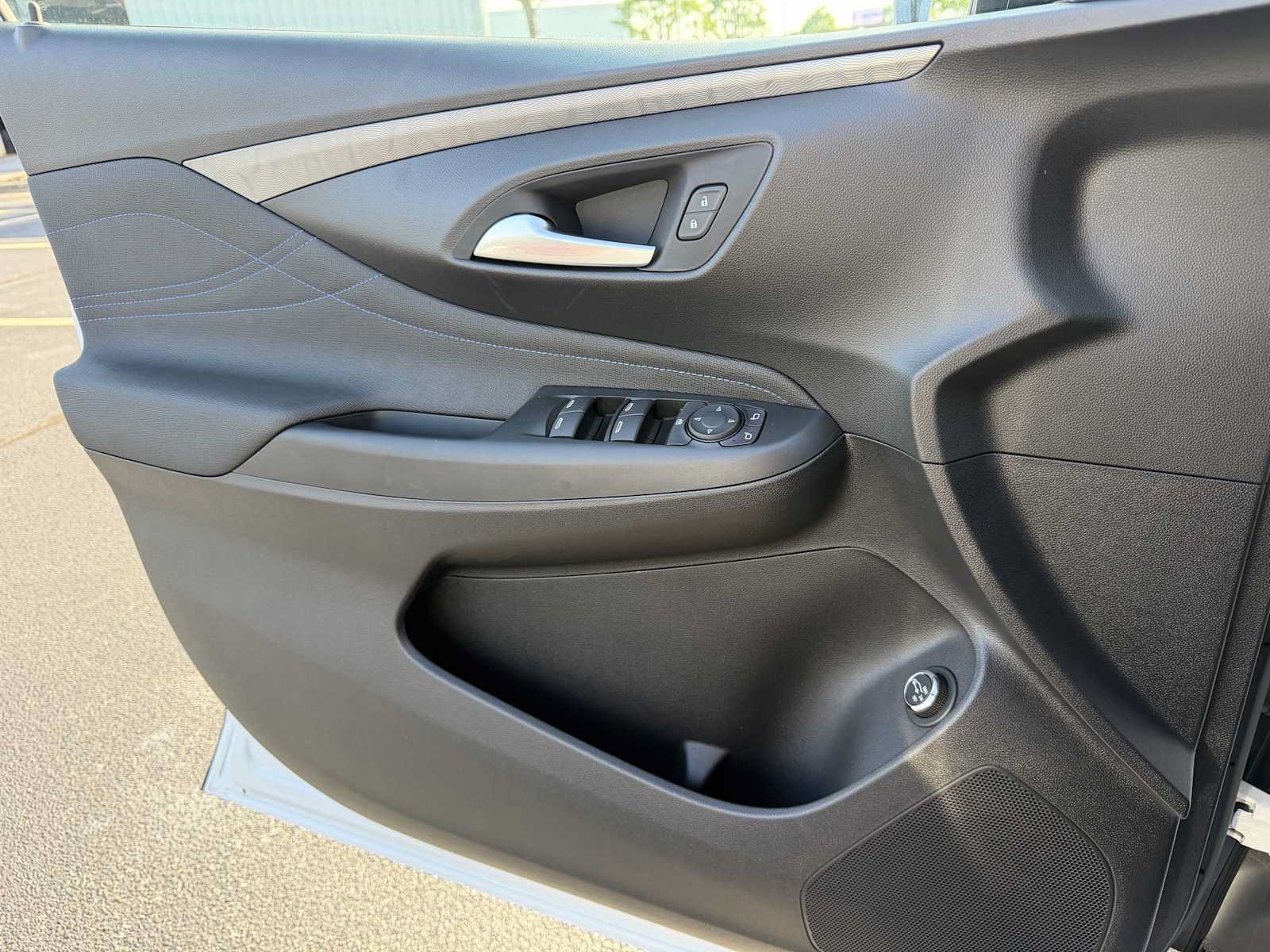 New 2026 Buick Envista Sport Touring w/ Convenience I Package FWD image 19