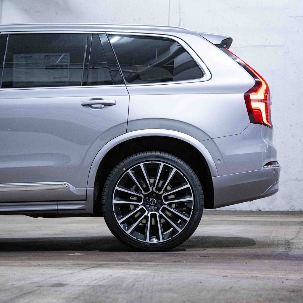 New 2026 Volvo XC90 B6 Ultra w/ Protection Package Premier AWD/4WD image 4