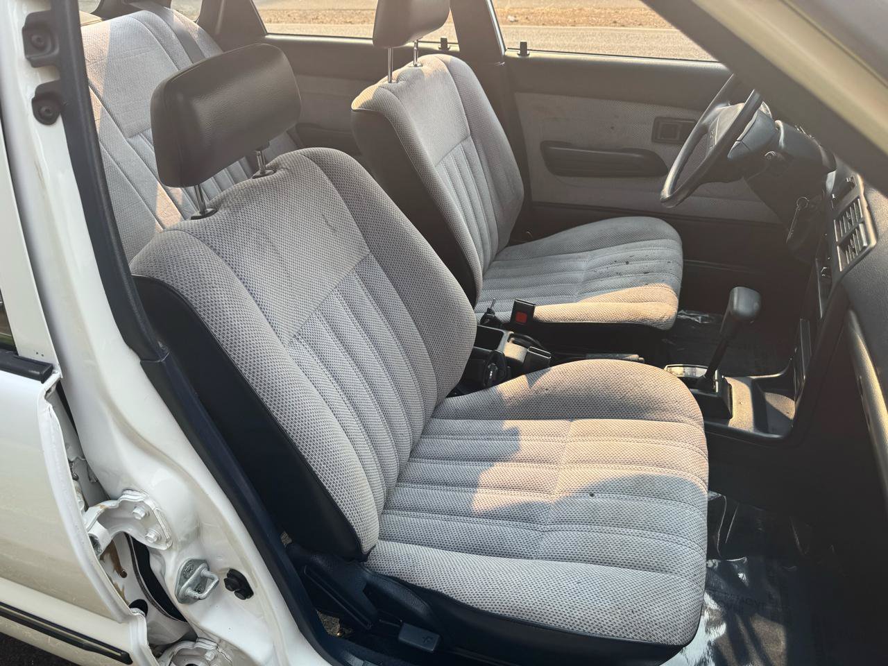 Used 1991 Geo Prizm LSi FWD image 12
