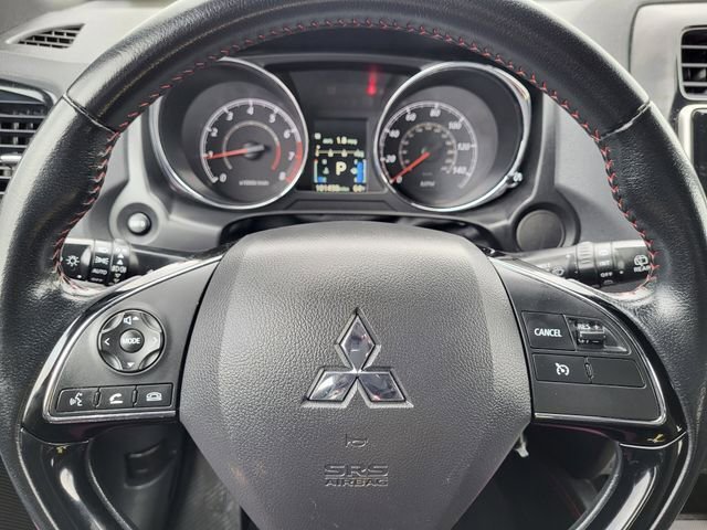 Used 2021 Mitsubishi Outlander Sport Black Edition image 14