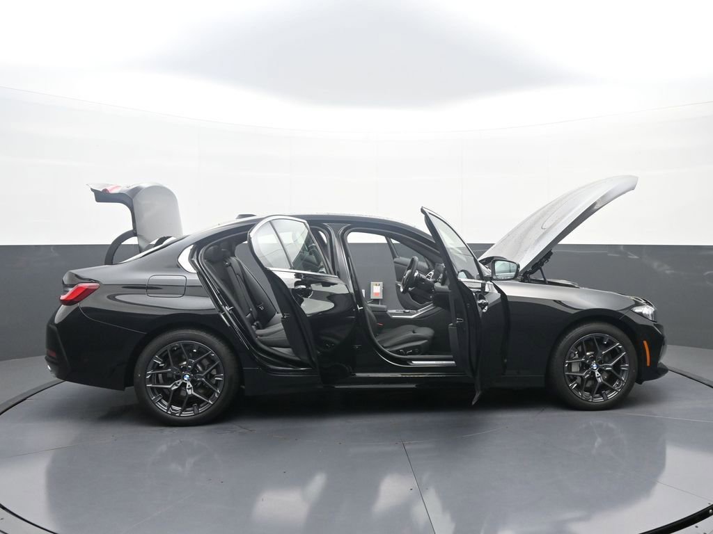 New 2025 BMW 330i xDrive Sedan w/ Convenience Package AWD/4WD image 44