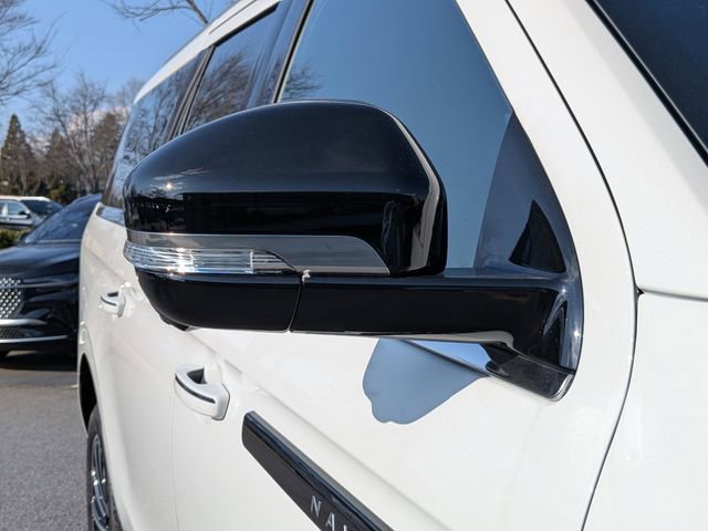 New 2025 Lincoln Navigator L Black Label image 11