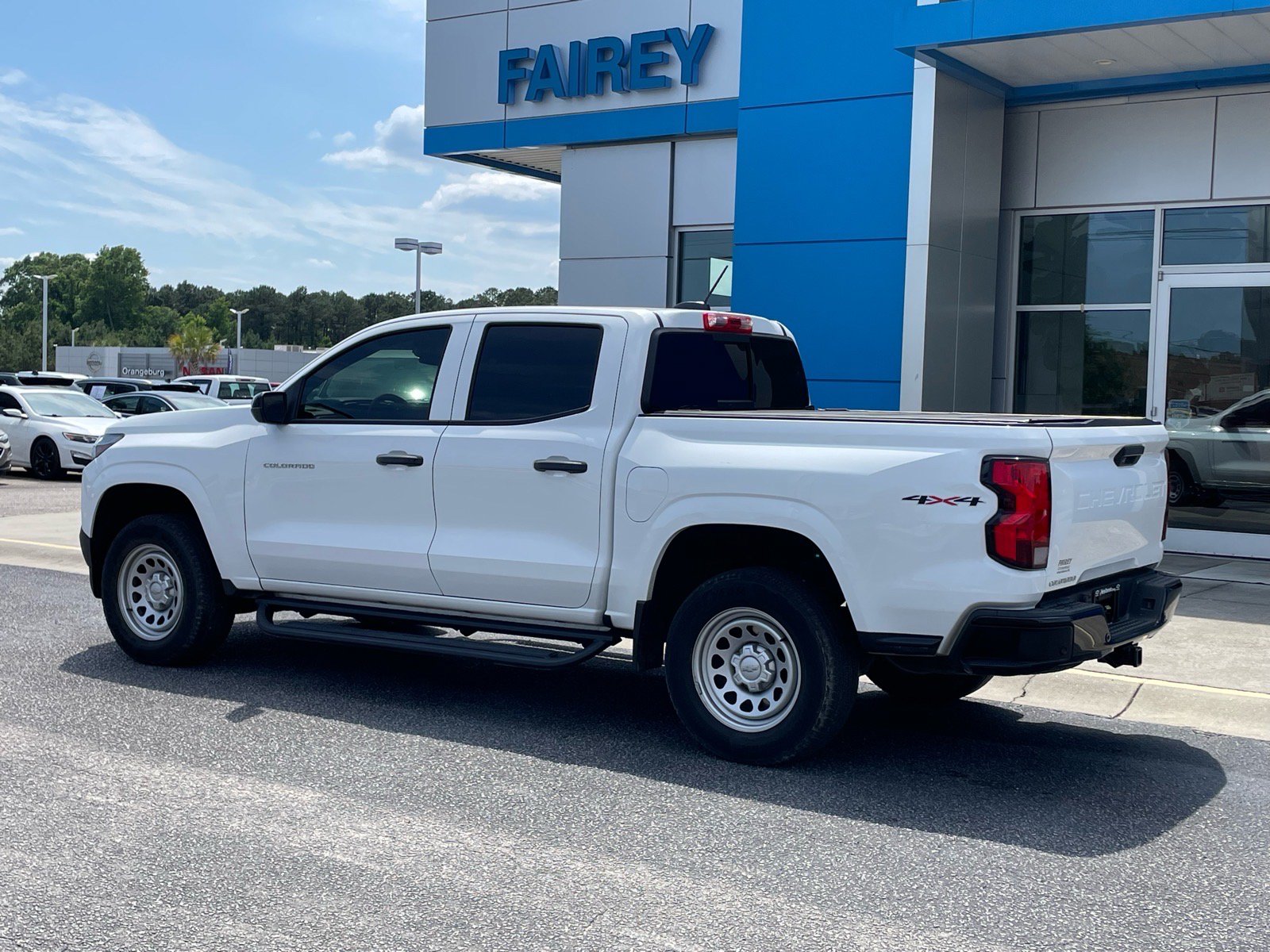 Certified 2023 Chevrolet Colorado W/T w/ Advanced Trailering Package AWD/4WD image 3