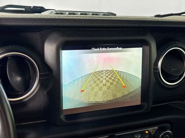 Certified 2023 Jeep Wrangler Unlimited Sahara w/ Cold Weather Group image 18