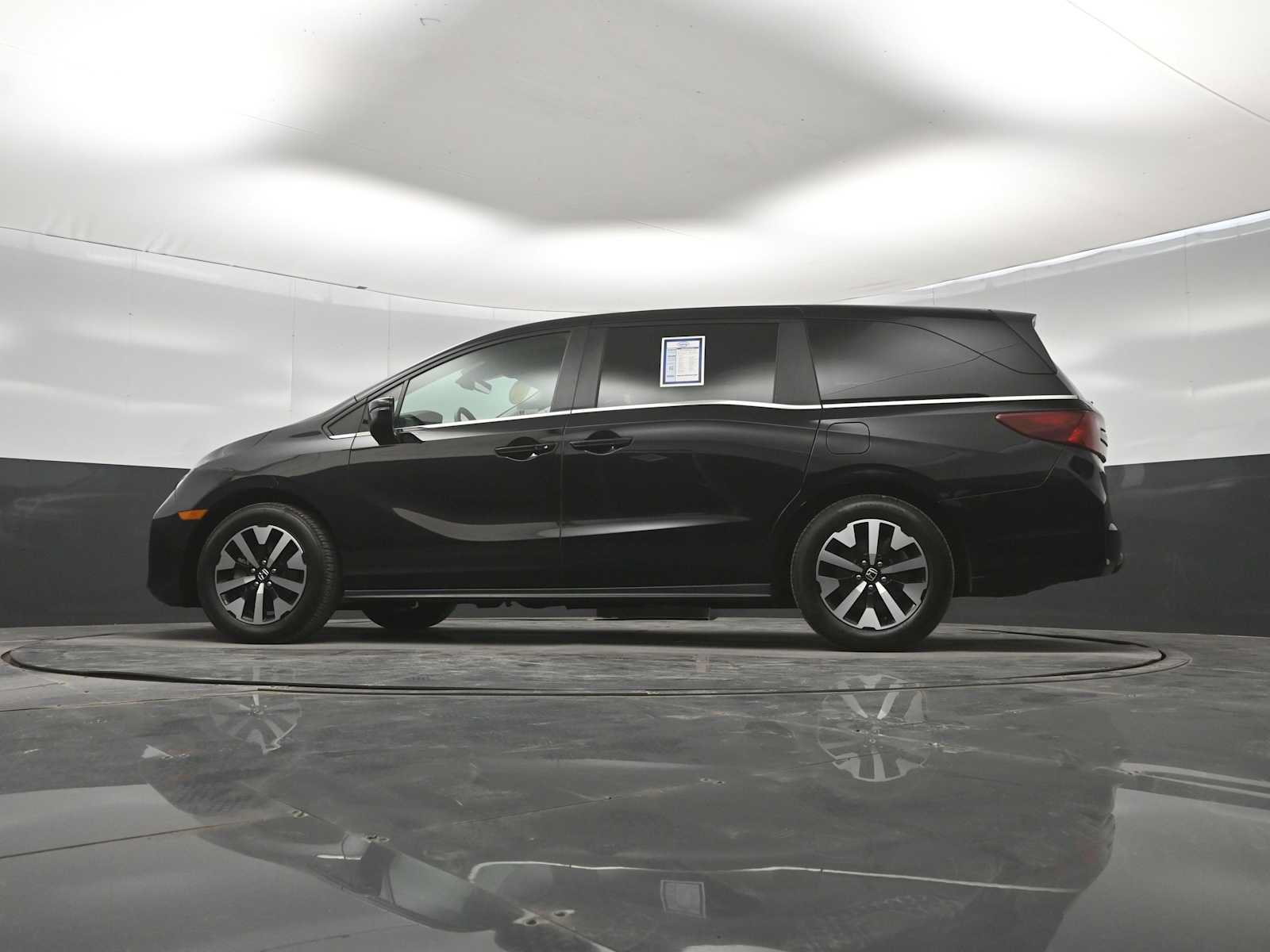Used 2025 Honda Odyssey EX-L image 41