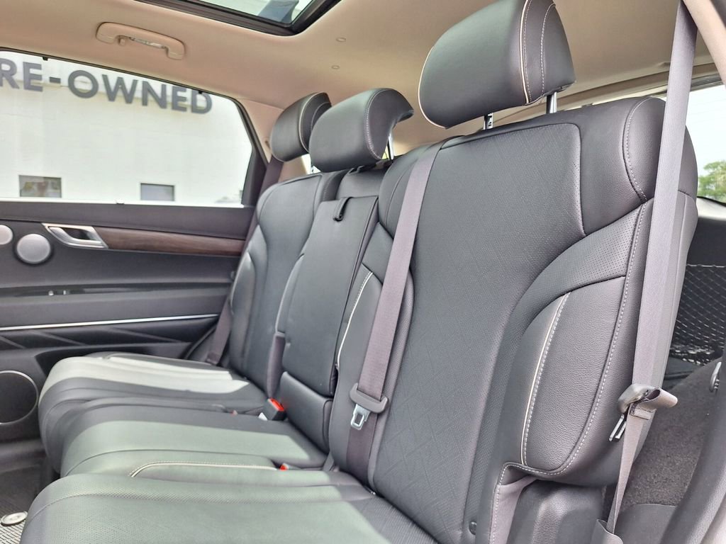 Used 2025 Genesis GV80 2.5T Prestige image 25