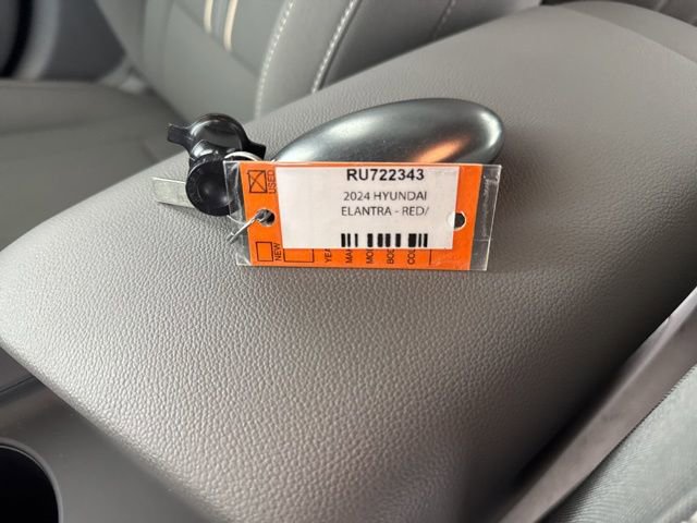 Certified 2024 Hyundai Elantra SEL image 35