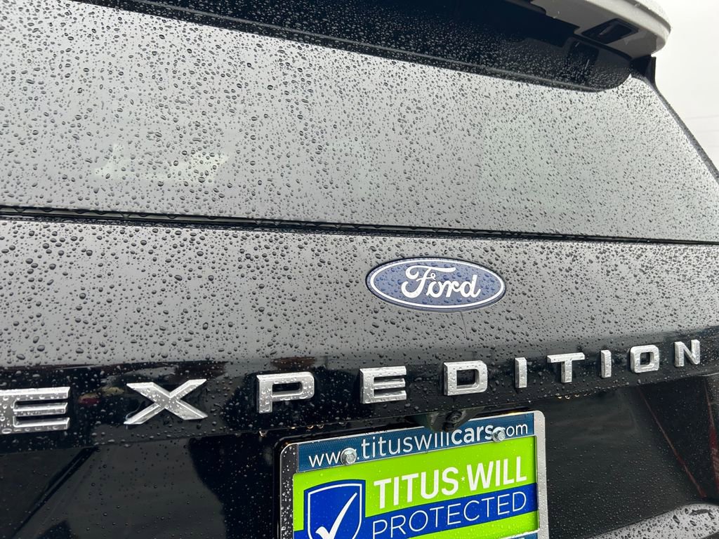 Used 2025 Ford Expedition Active image 31
