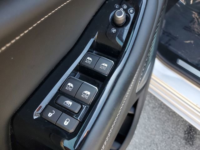 Certified 2022 Jeep Grand Cherokee Overland w/ Luxury Tech Group IV image 26