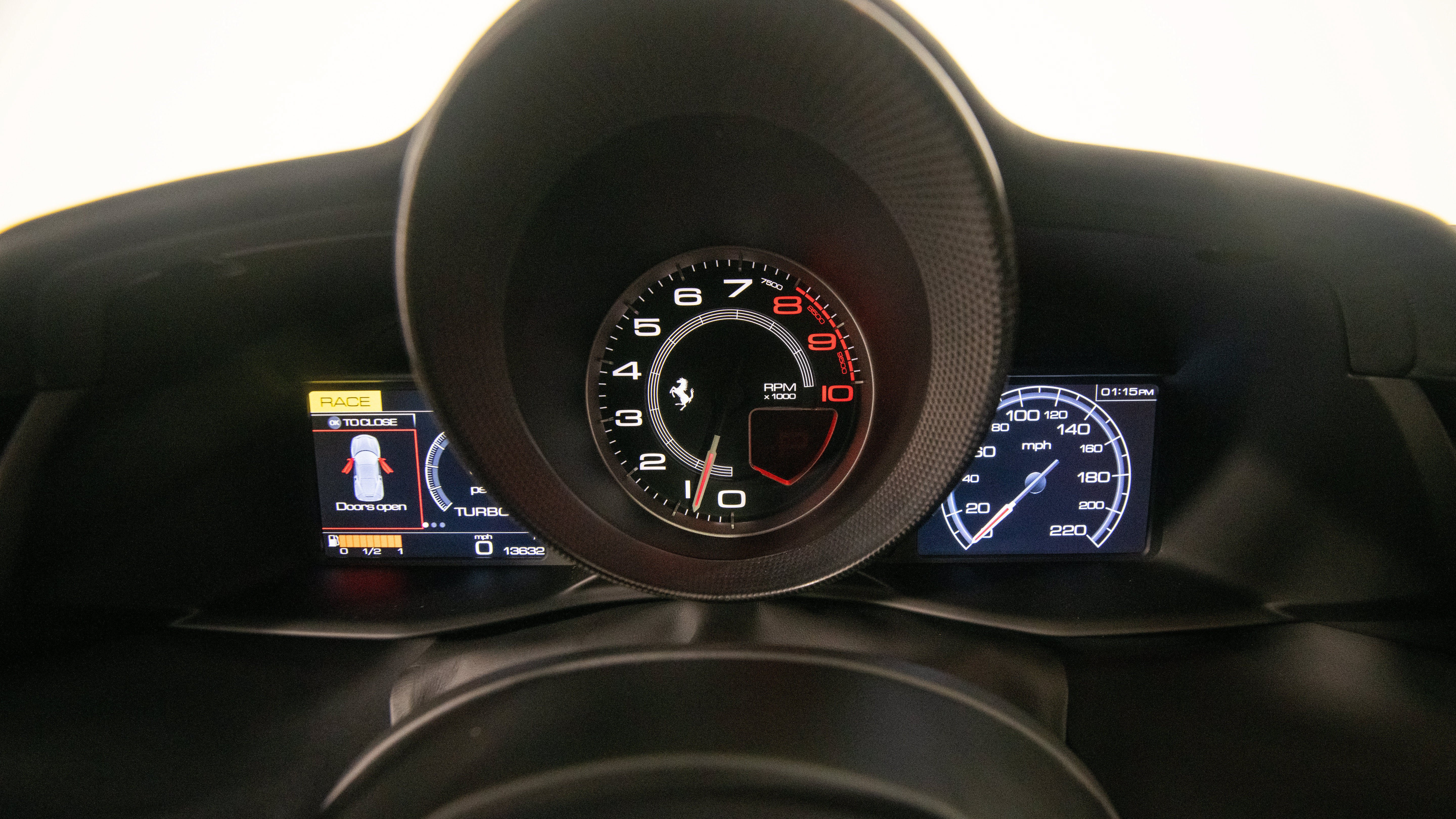Certified 2018 Ferrari 488 GTB RWD image 32