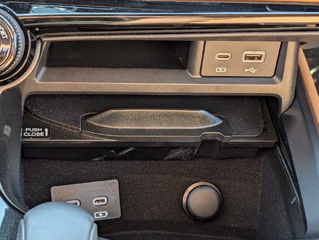 Used 2026 Lexus NX 350h AWD w/ Premium Package image 17
