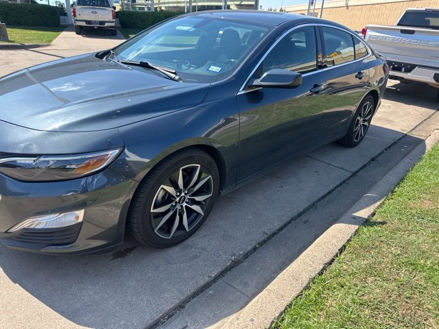 Used 2021 Chevrolet Malibu RS w/ LPO, Convenience Package 2 FWD image 2