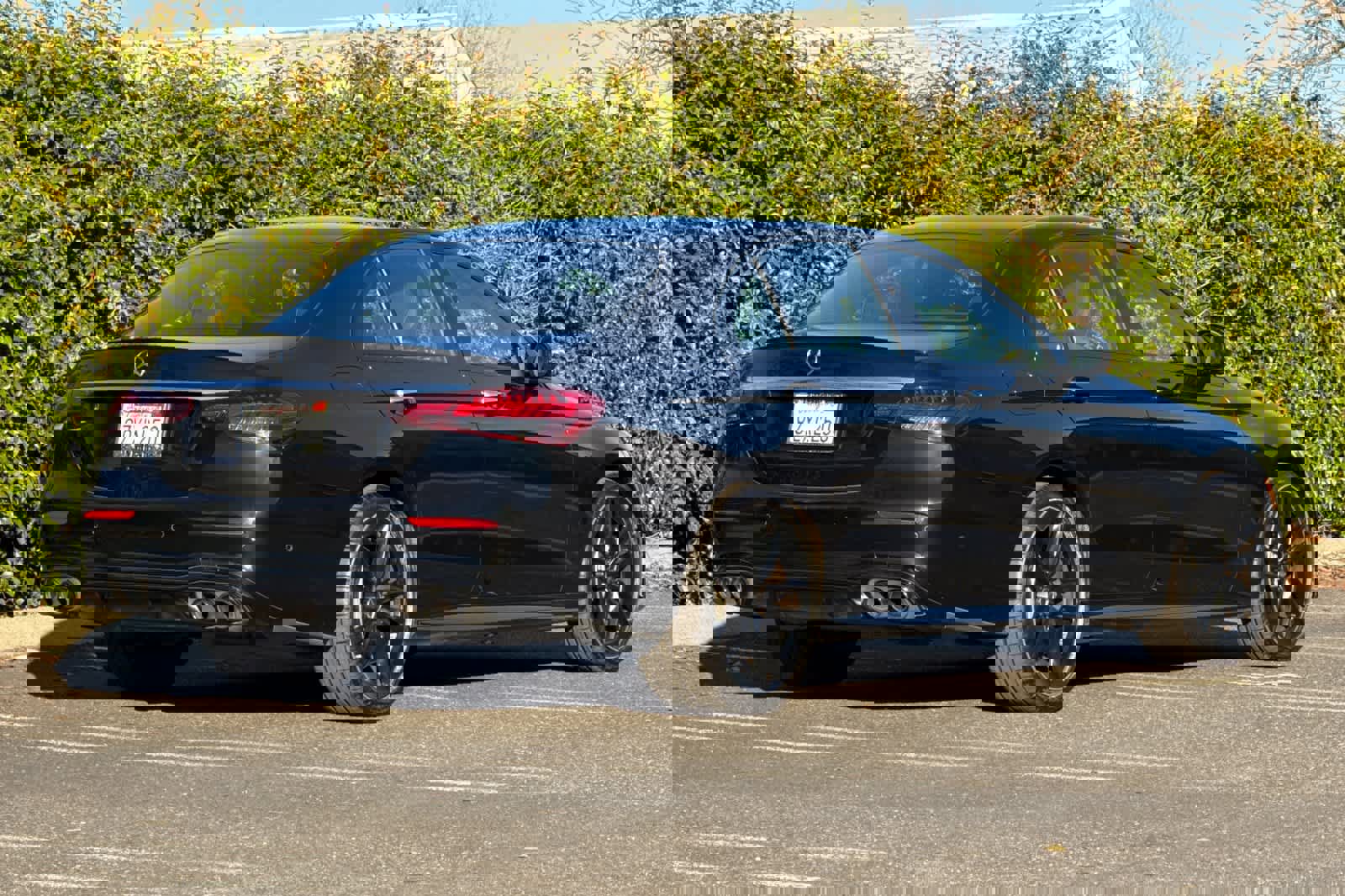 Used 2022 Mercedes-Benz E 53 AMG 4MATIC Sedan image 3