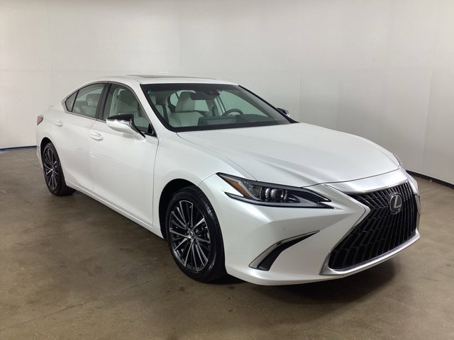 Used 2024 Lexus ES 350 w/ Premium Package FWD image 3