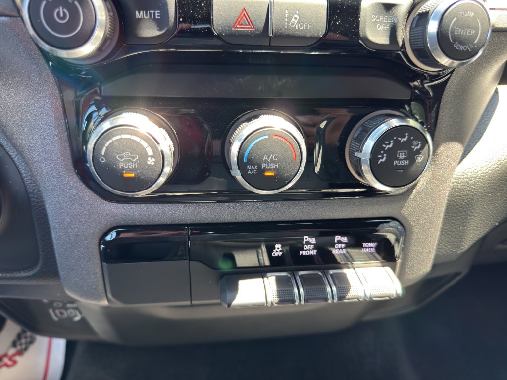 Used 2026 RAM 1500 Tradesman AWD/4WD image 30