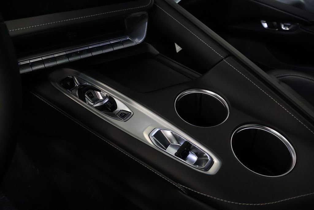 New 2026 Chevrolet Corvette Stingray Convertible w/ Battery Protection Package image 27