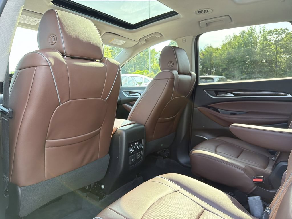 Used 2020 Buick Enclave Avenir w/ Avenir Technology Package FWD image 13