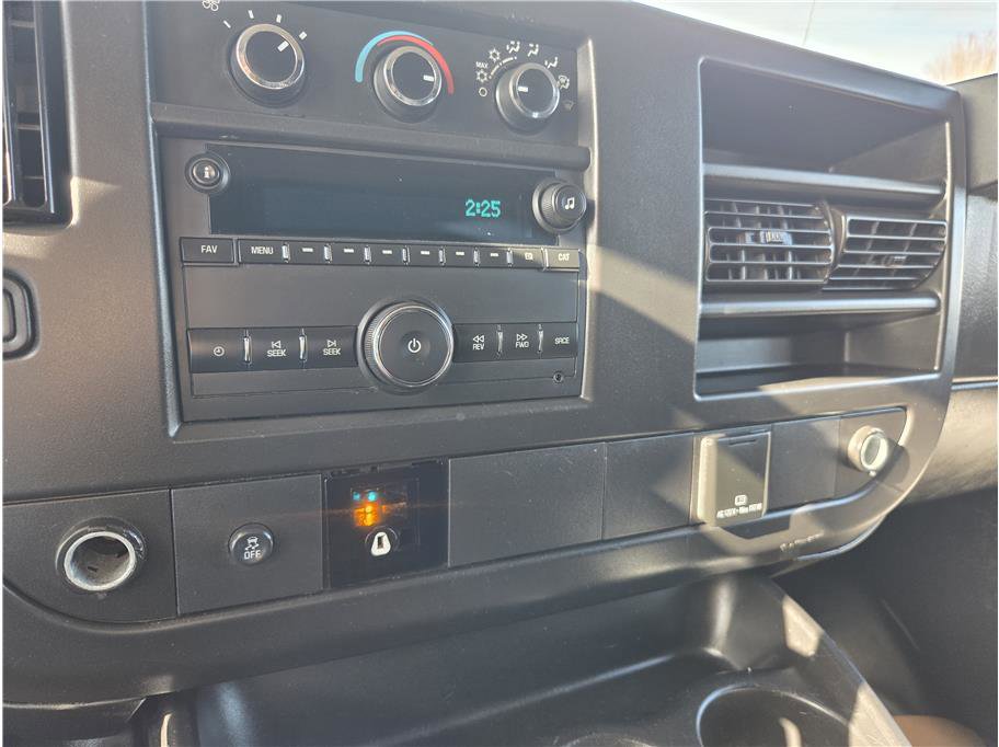 Used 2019 Chevrolet Express 2500 w/ Driver Convenience Package RWD image 18