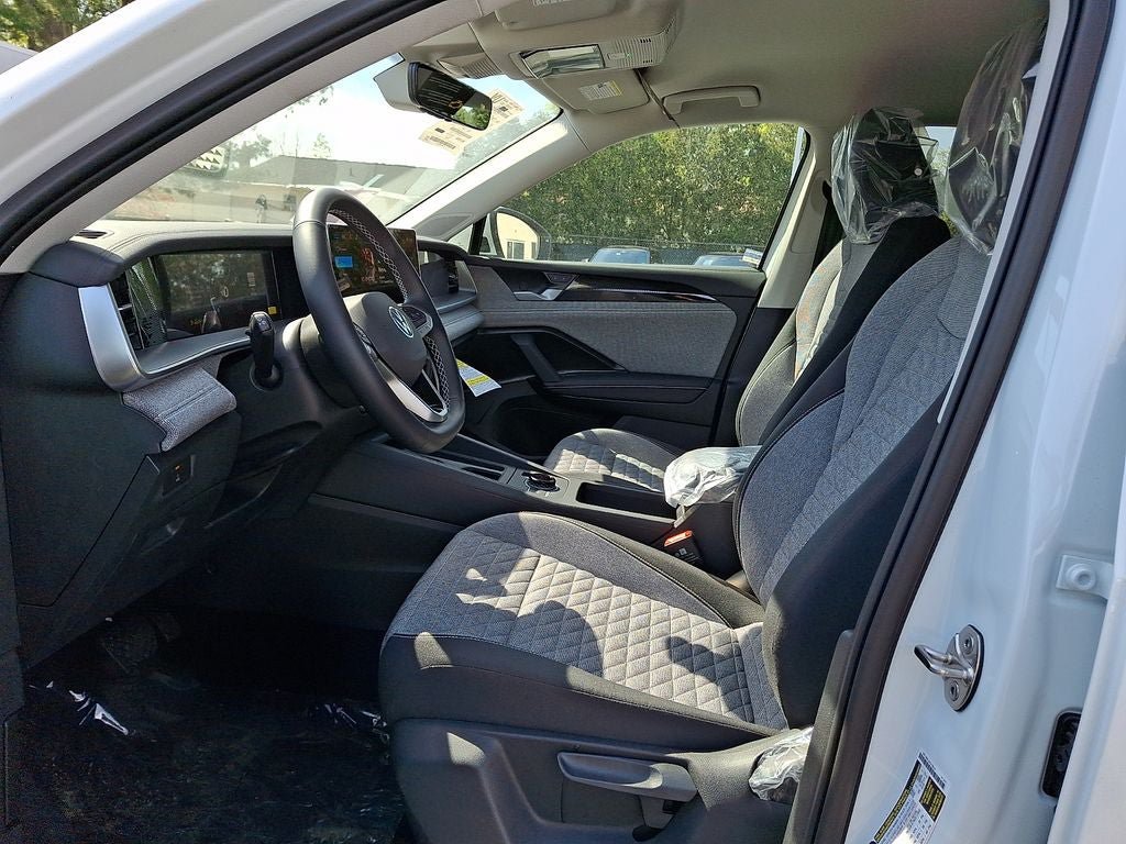 New 2026 Volkswagen Tiguan S AWD/4WD image 9