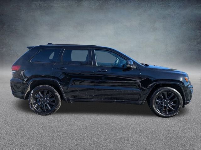 Certified 2020 Jeep Grand Cherokee Altitude image 3