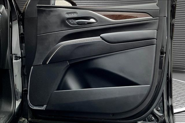 Used 2021 Cadillac Escalade Sport Platinum image 29