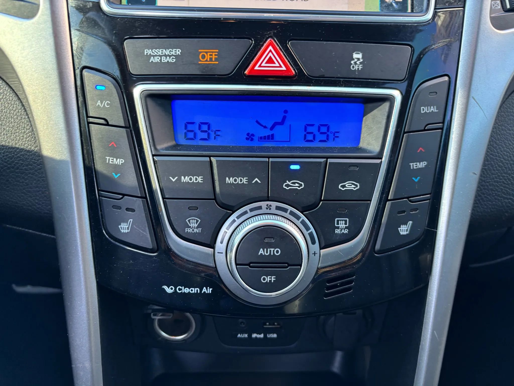 Used 2013 Hyundai Elantra GT w/ Tech Pkg image 20