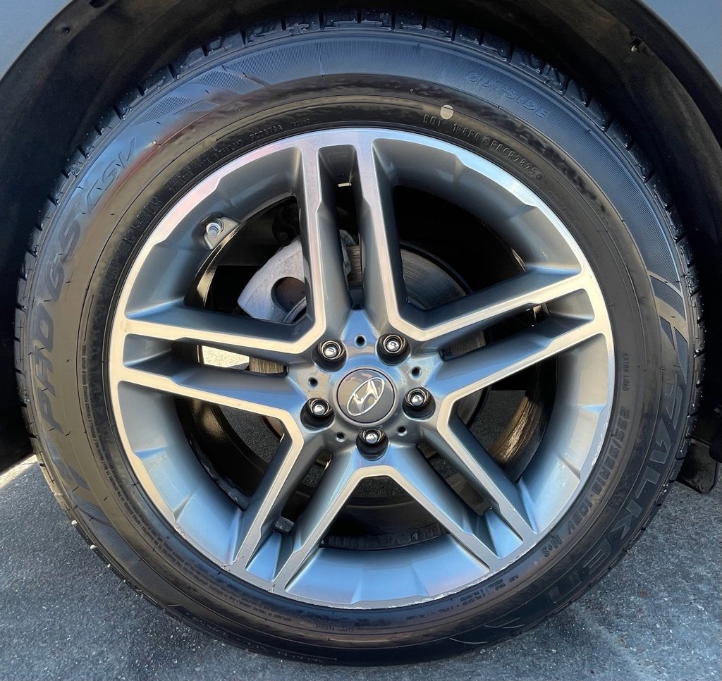 Used 2019 Hyundai Santa Fe XL image 13