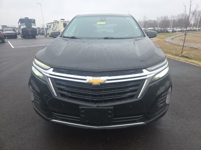 Used 2024 Chevrolet Equinox LT FWD image 3