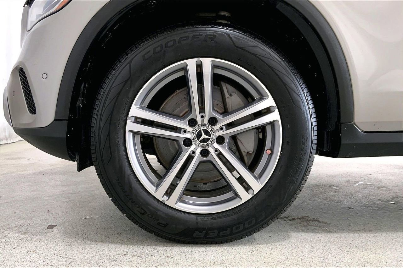 Used 2022 Mercedes-Benz GLC 300 image 8