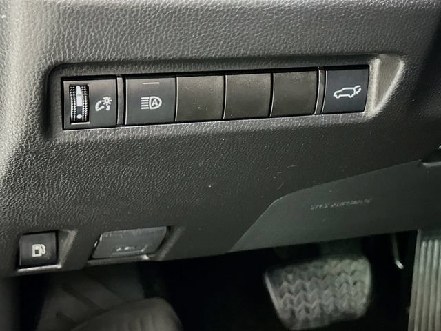 Used 2021 Toyota RAV4 XSE AWD/4WD image 11