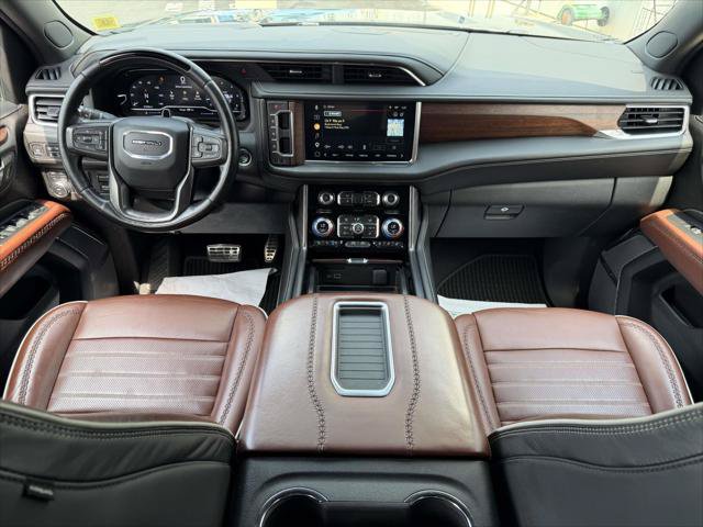 Used 2023 GMC Yukon Denali Ultimate AWD/4WD image 17