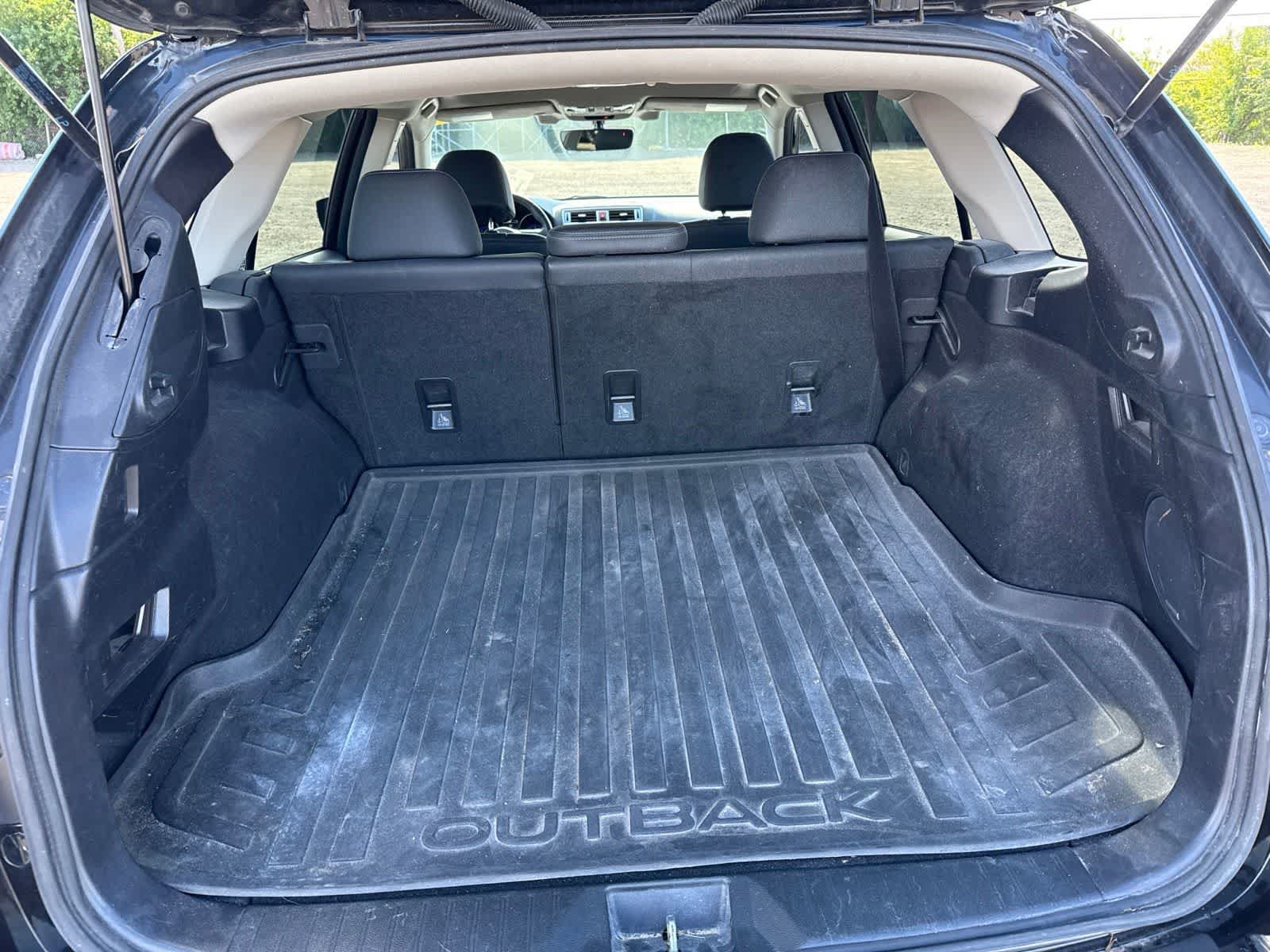 Used 2017 Subaru Outback 3.6R Limited AWD/4WD image 14